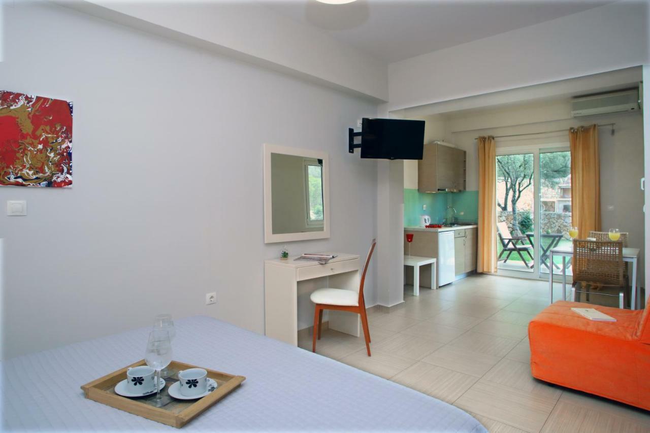 Villa Maria Tsoukaládhes Extérieur photo
